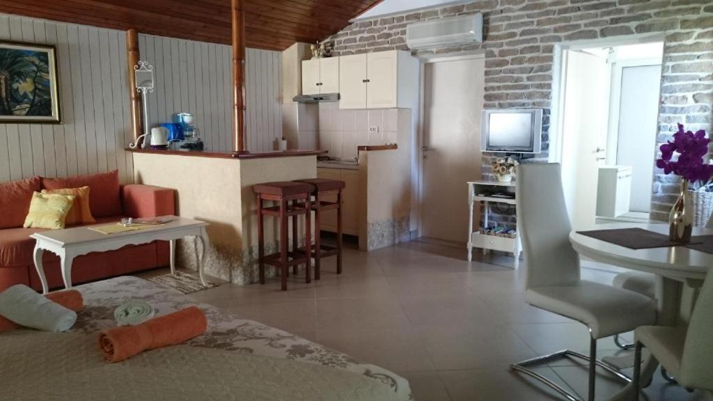 Apartments Mare 2 Đảo Hvar Ngoại thất bức ảnh
