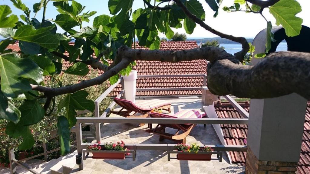 Apartments Mare 2 Đảo Hvar Ngoại thất bức ảnh