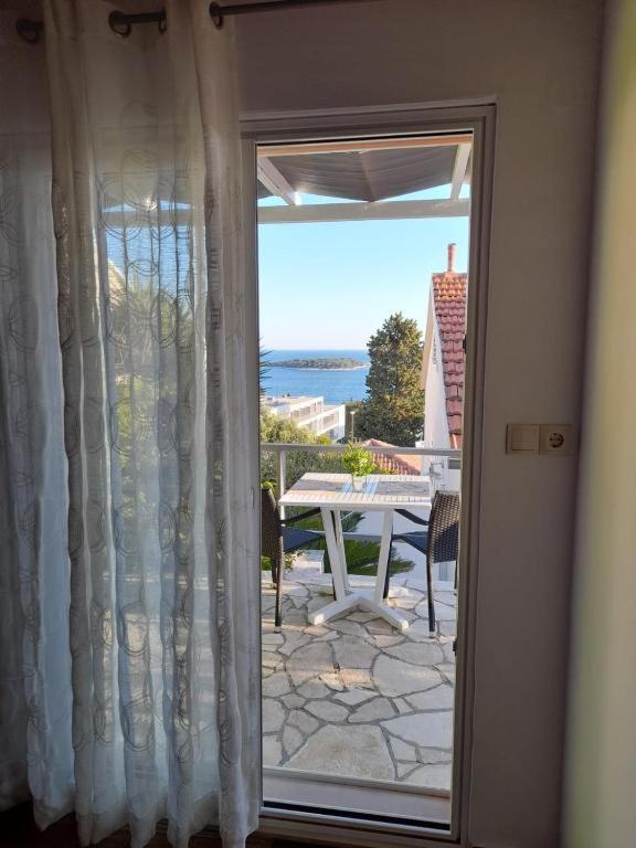 Apartments Mare 2 Đảo Hvar Ngoại thất bức ảnh