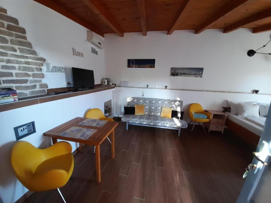 Apartments Mare 2 Đảo Hvar Ngoại thất bức ảnh